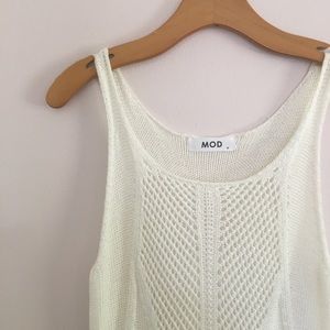 MOD Cream crochet Tank Top